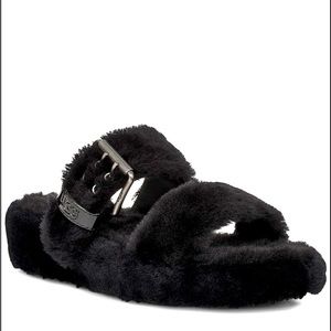 UGG Fuzz Yeah Adjustable Black Slippers
Sandals women's size 7